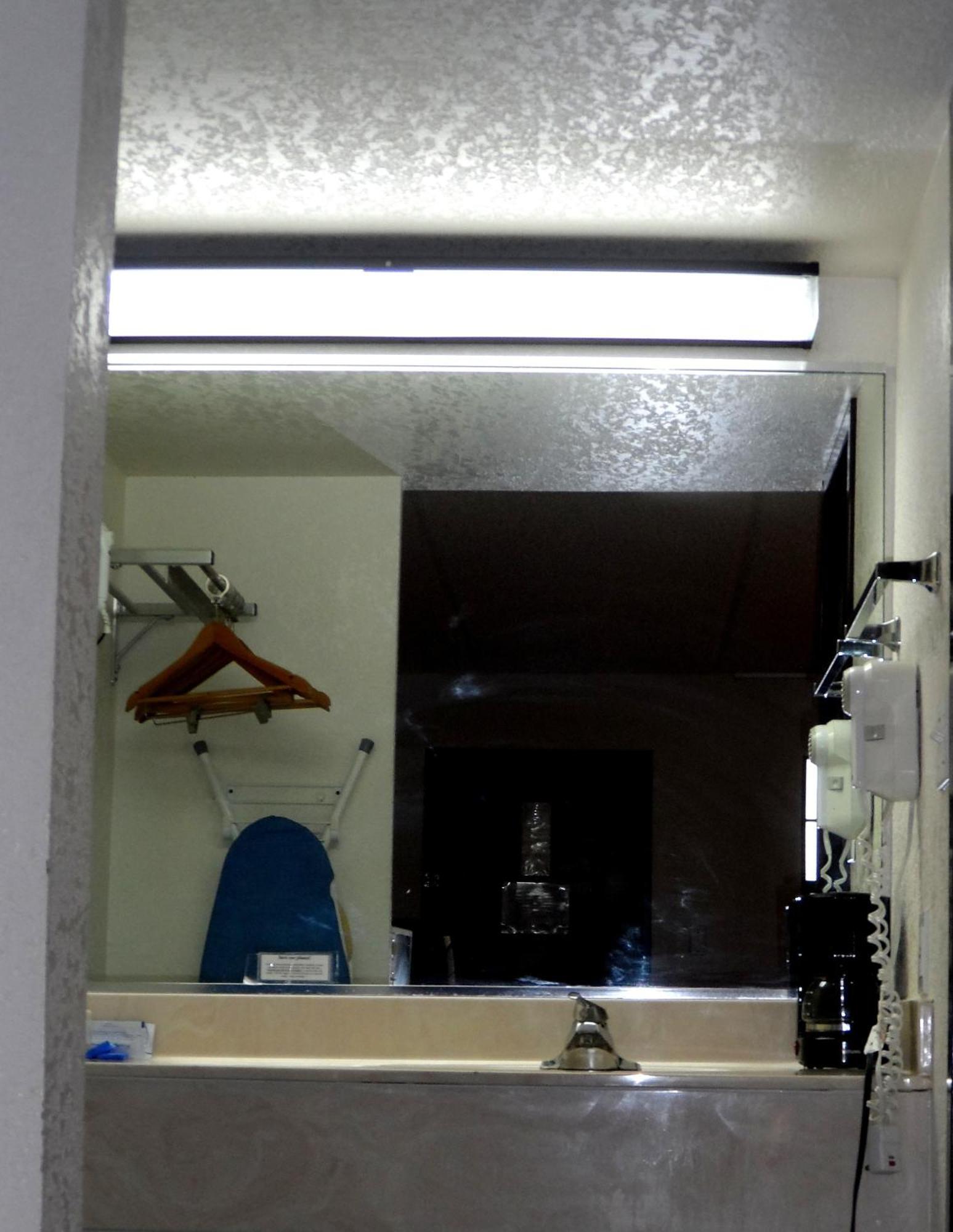 Budgetel Inn Houston/Nasa ウェブスター エクステリア 写真